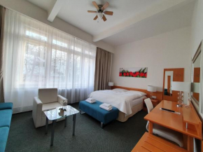 Pension Jana - Domov Mládeže Prague